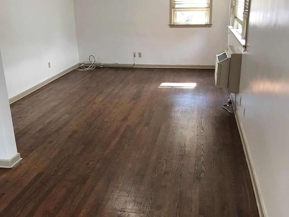 1st image of 18932 45th Ave Unit 2