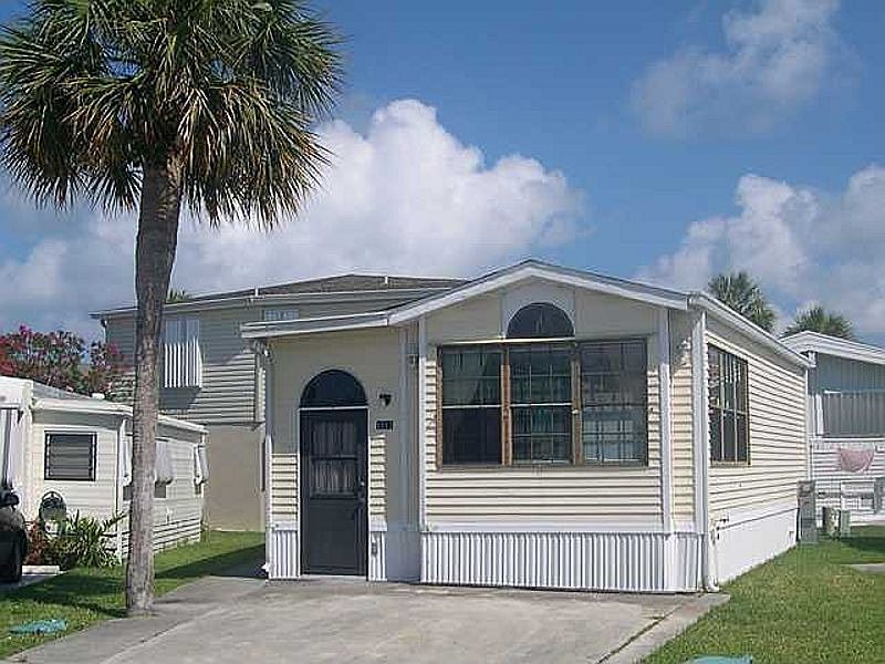 1st image of 1017 Nettles Blvd