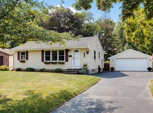 6961 Cloman Ave, Inver Grove Heights, MN 55076