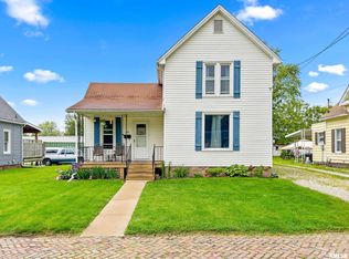 136 S 8th Ave, Canton, IL 61520