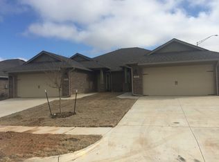 1115 Merlin Dr, Norman, OK 73072