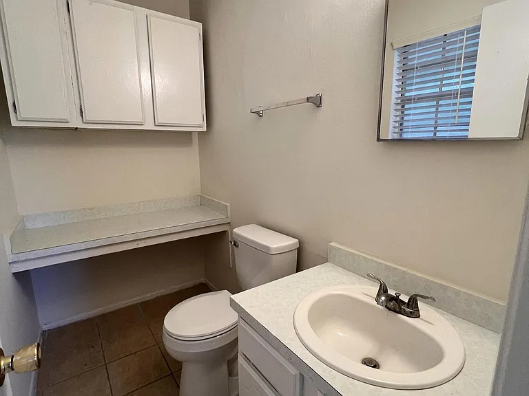 10 Pembrook Cir — Photo 15