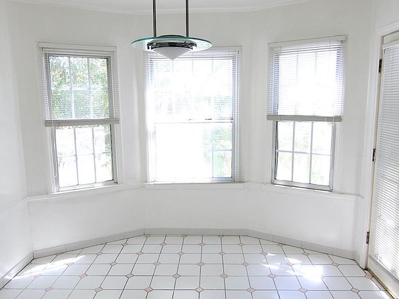3rd image of 459 N Alfred St #459