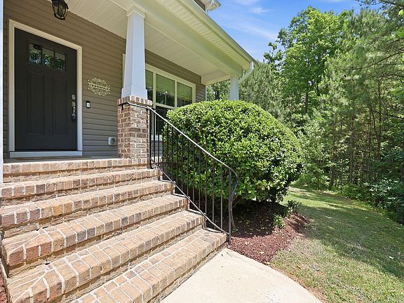 4th image of 3689 Summer Springs Dr