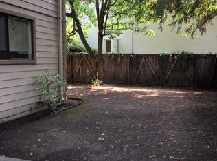 2158 Meadowbrook Ct APT 6, Santa Rosa, CA 95403