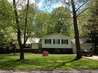 1135 Middlebury Rd, Kent, OH 44240