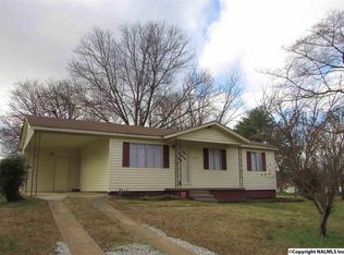 605 Greenfield Dr NW, Huntsville, AL 35811