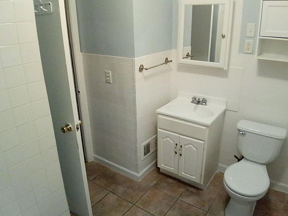 3rd image of 4948 Kirk St #1