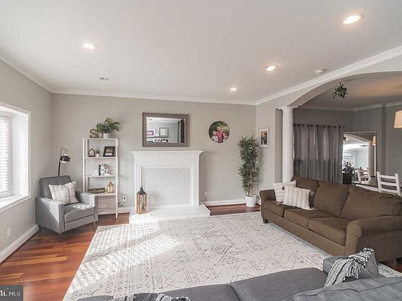 3rd image of 14706 Algretus Dr