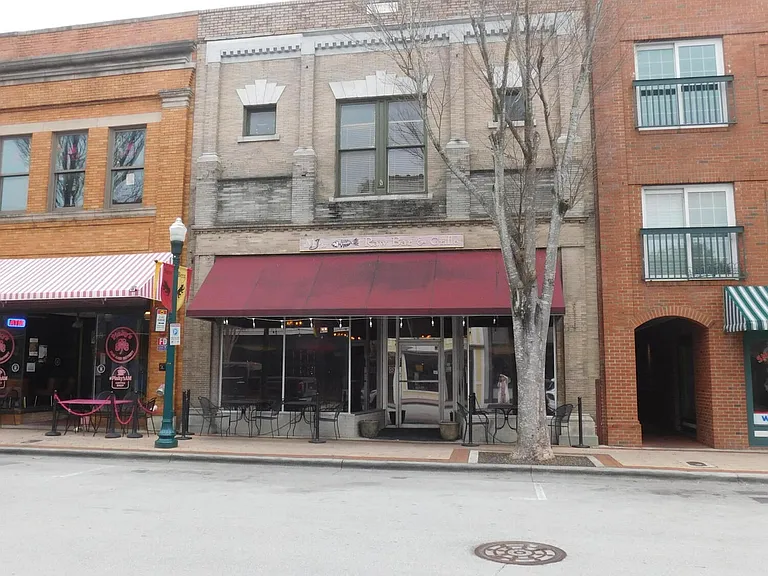 216 Middle St #B — Photo 1