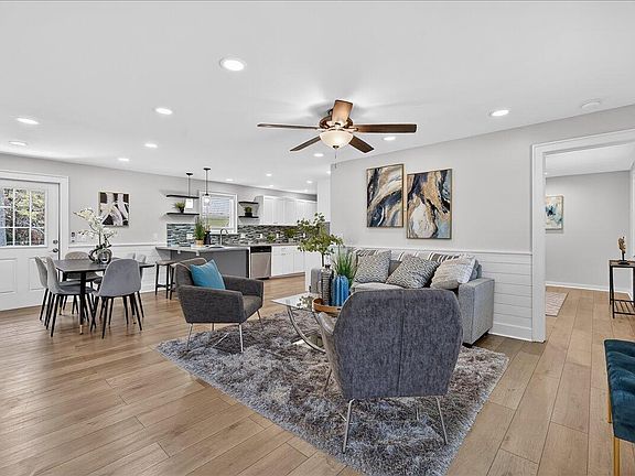 5th image of 262 Easy Street