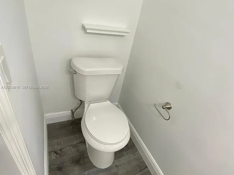 2460 Taylor St #1C — Photo 11