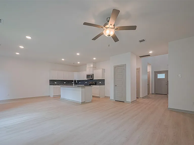 11622 Twain Dr — Photo 7