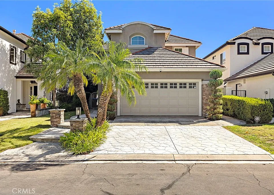 106 Dornoch Way