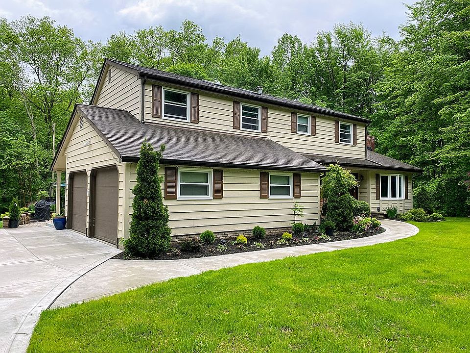 1st image of 11321 Winding Brook Ln