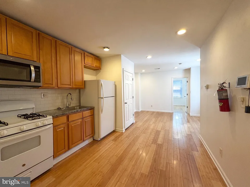 110 N 51st St #3