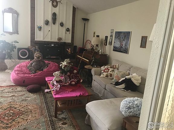 5th image of 205 Fox Dr