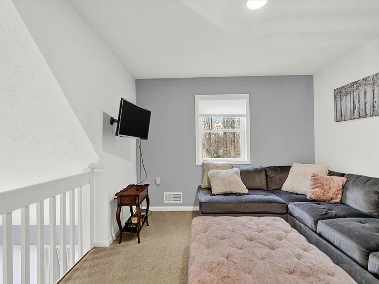 309 Stroud Ct — Photo 19