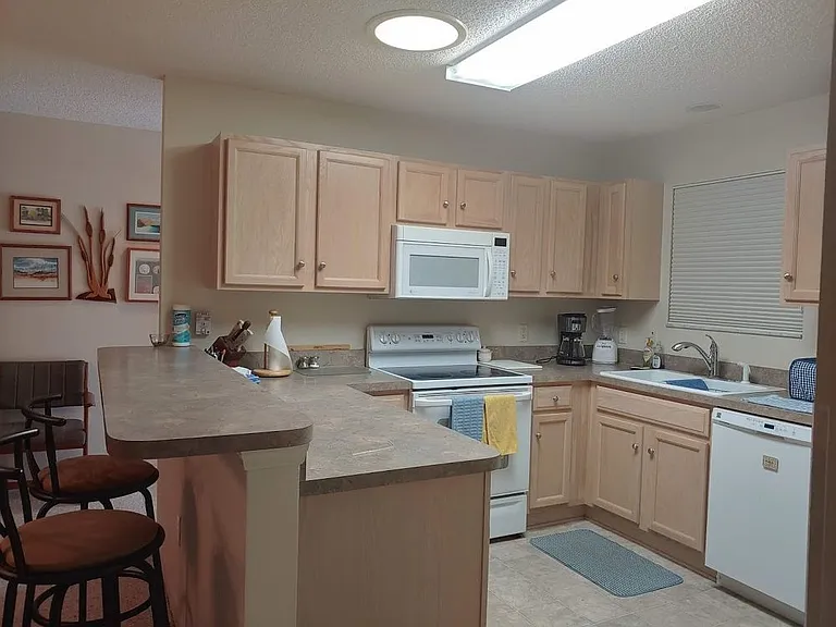 7630 SE 174th Gaillard Pl — Photo 8