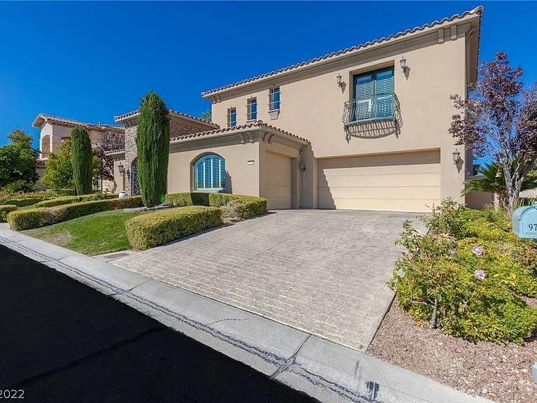 9720 Verlaine Ct — Photo 4
