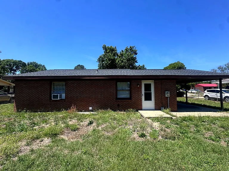 927 Fiske Dr — Photo 9