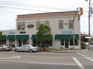 18 E Central St APT 2, Franklin, MA 02038