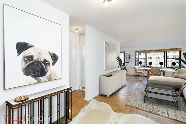 Sold by Maxwell Jacobs | media 2