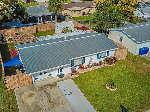 4th image of 9031 Gray Fox Ln