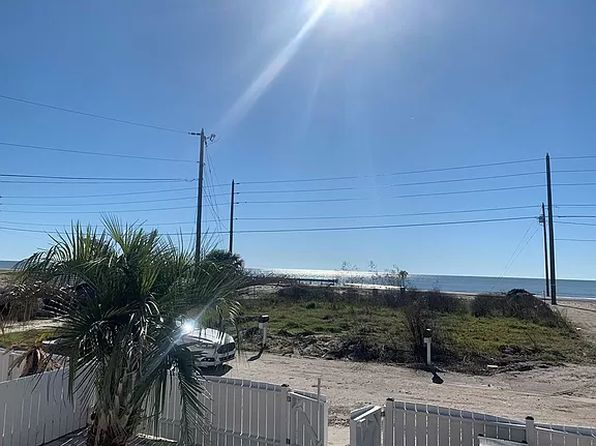 824 Oleander Ave, Mexico Beach, FL 32456