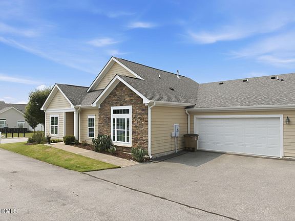 2nd image of 1699 Winter Wren Cir