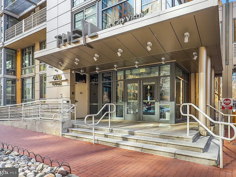 Building - Entrance