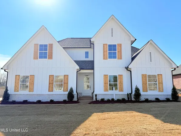 3181 Autumn Wind Dr, Hernando, MS 38632