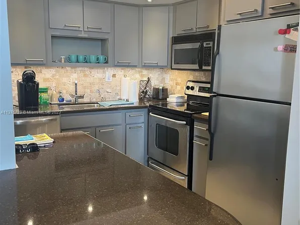 1775 Washington Ave APT 9F, Miami Beach, FL 33139