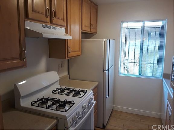 3rd image of 1103 McKinley St