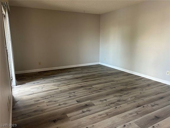 5th image of 4211 Zavala St APT 3