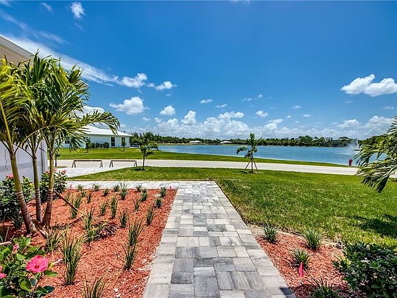 5th image of 2414 Kismet Lakes Ln