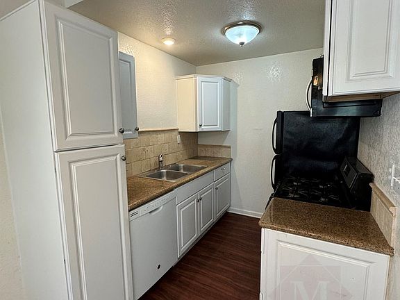 4th image of 305 Ladera St Unit C