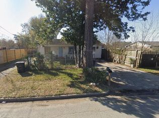 8826 Richland Dr, Houston, TX 77078
