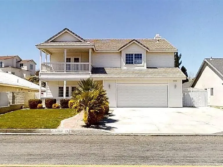 13910 Spring Valley Pkwy — Photo 1