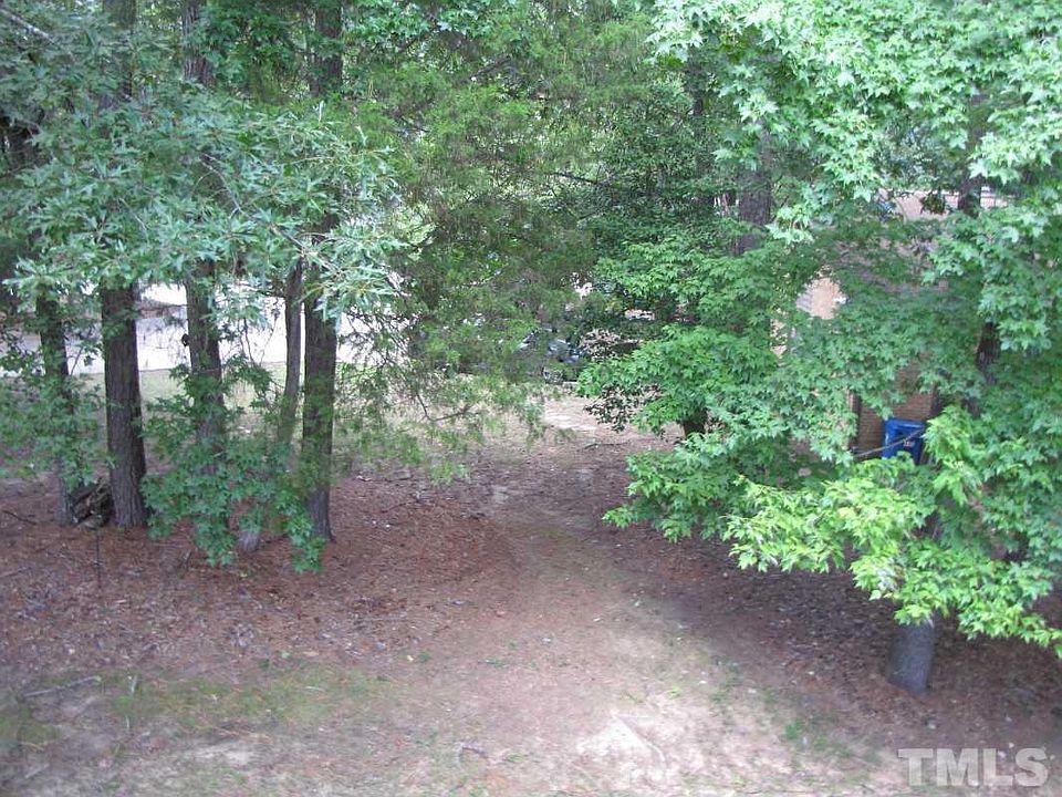 1st image of 200 Woodcroft Pkwy