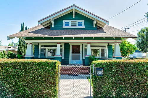 393 S Olive St Photo 1