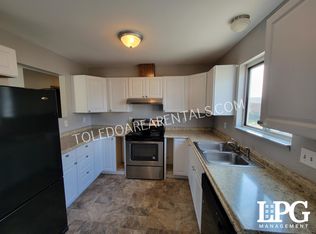 5734 Ryewyck Dr APT 3, Toledo, OH 43614
