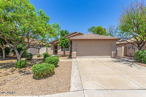 8182 W Pontiac Dr Photo 1