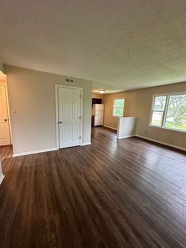4178 4192 Street Rd #10 Photo 1
