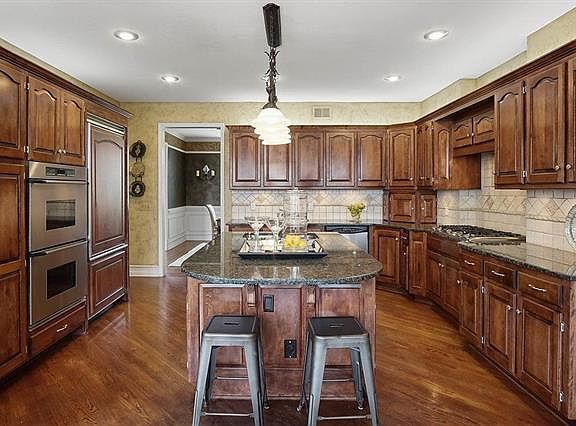 5th image of 5505 W 148th Pl
