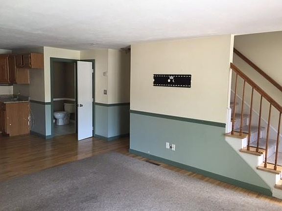 5th image of 120 Lewin St APT 1
