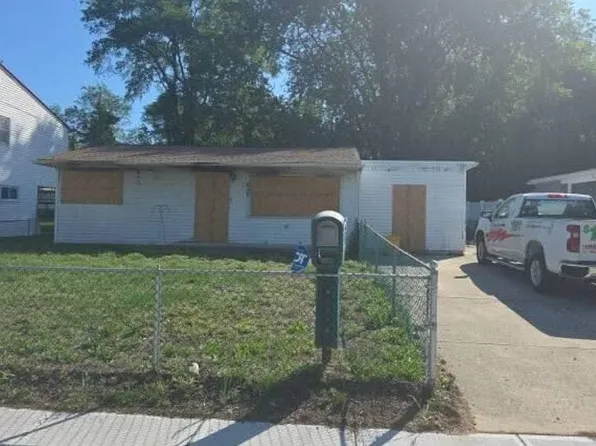 657 N Coles Ave, Maple Shade, NJ 08052