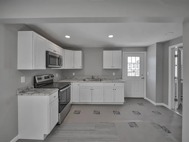 427-431 E Central Ave #431C — Photo 1