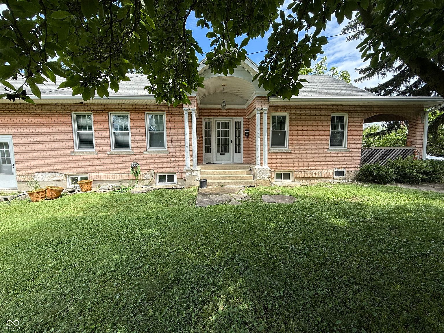 215 N 11th St, New Castle, IN 47362 | Zillow