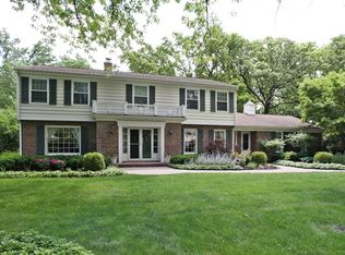 1227 W Cascade Ct S, Lake Forest, IL